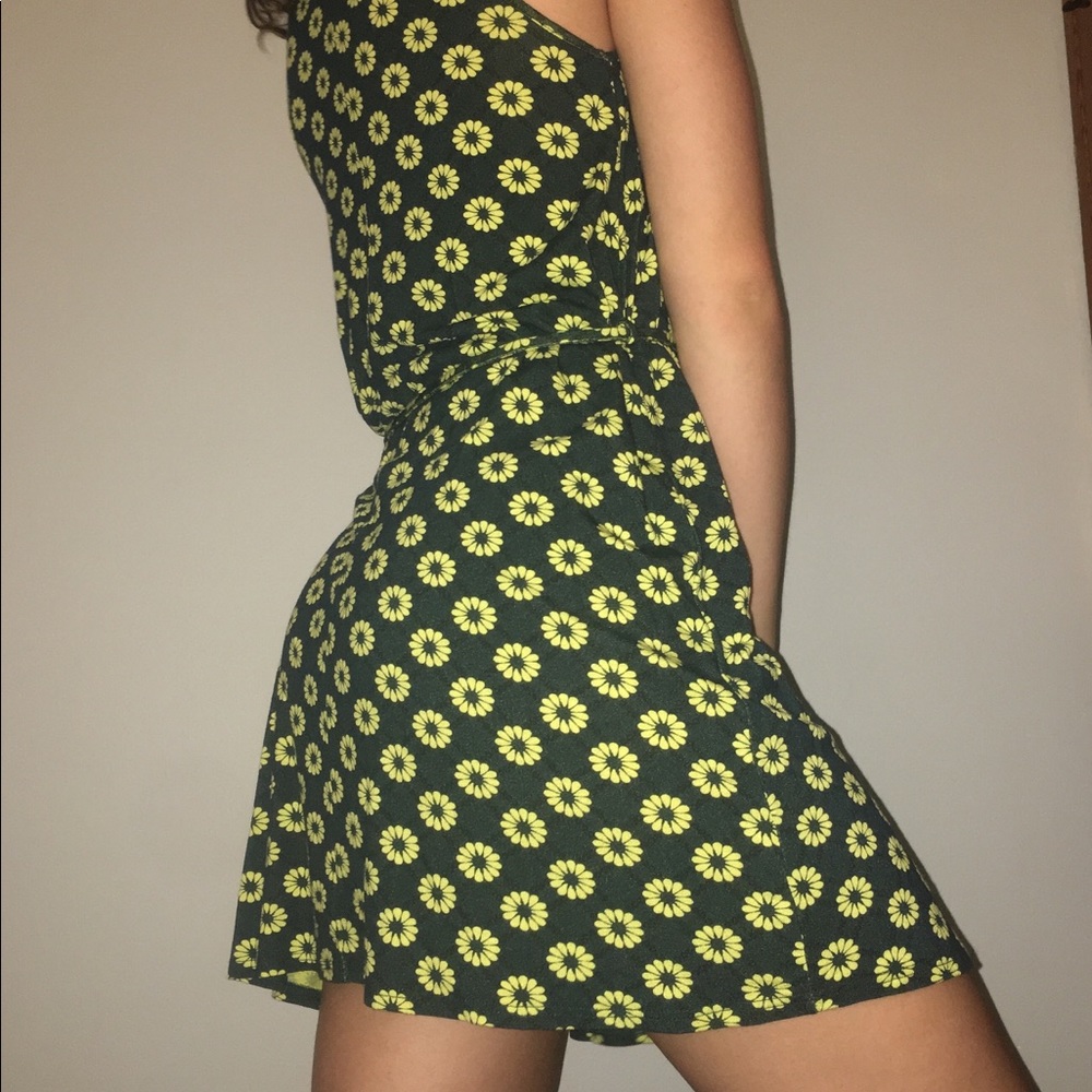 TOPSHOP floral tie mock neck dress